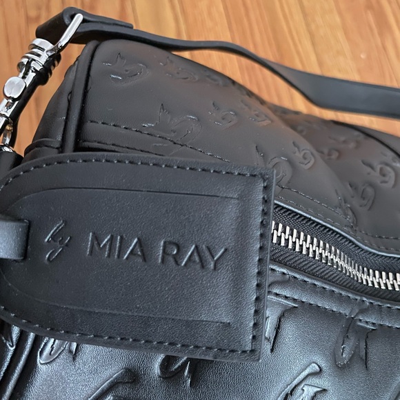 MONOGRAM DUFFLE BAG - Picture 4 of 5